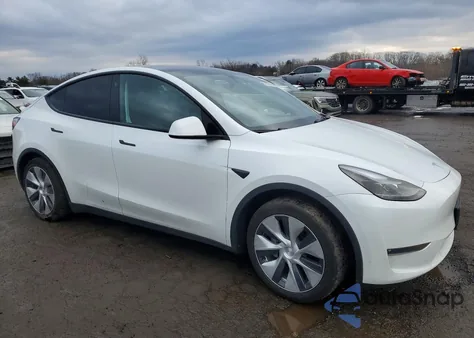2023 Tesla Model Y z USA, uszkodzony, nr VIN 7SAYGAEE1PF769274